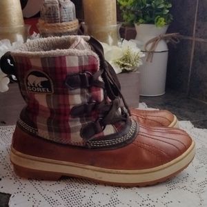 SOREL WATERPROOF BOOTS